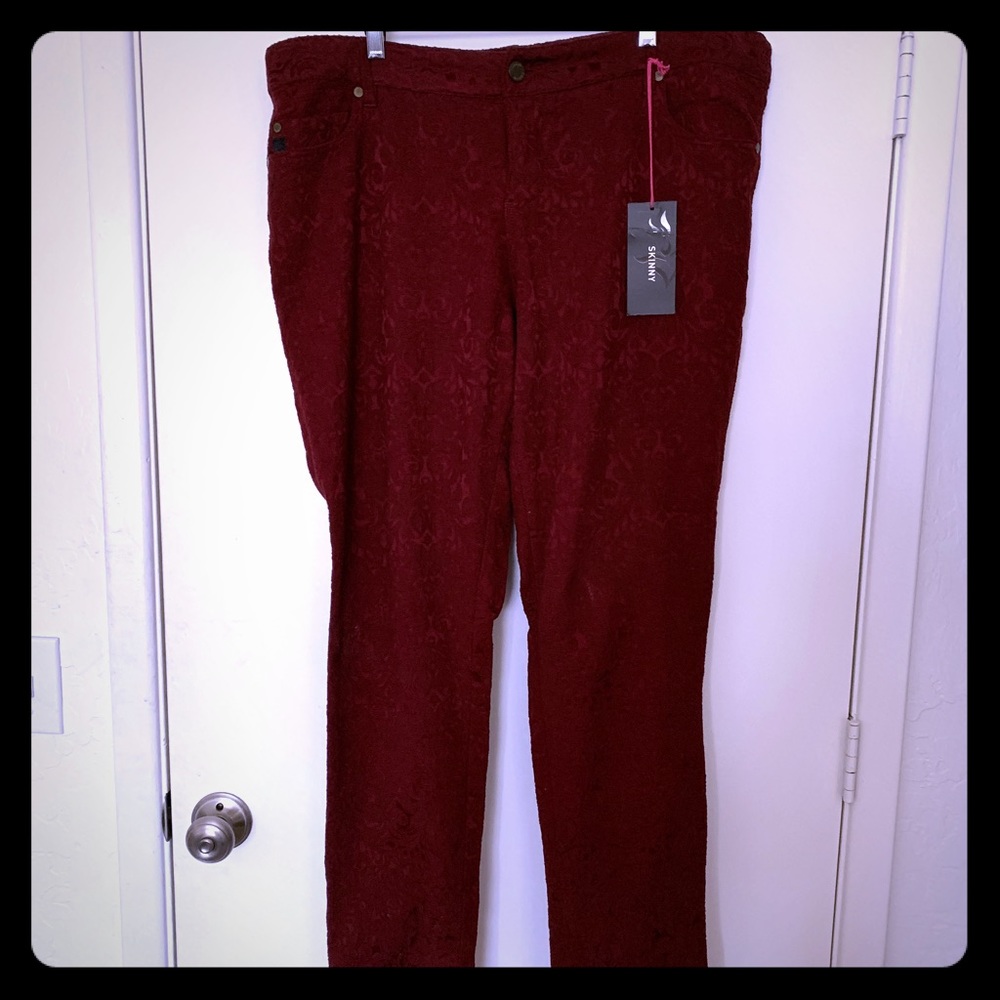 Torrid Maroon Brocade Jeans Size 18 NWT
